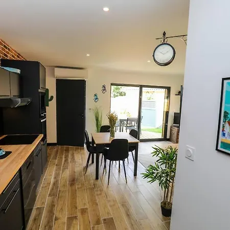 Apartment A Pied *